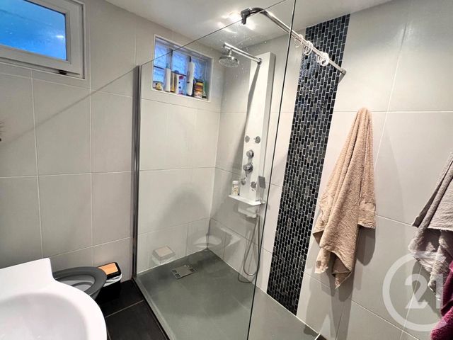 Maison à vendre - 6 pièces - 135 m2 - Le Plessis Belleville - 60 - PICARDIE