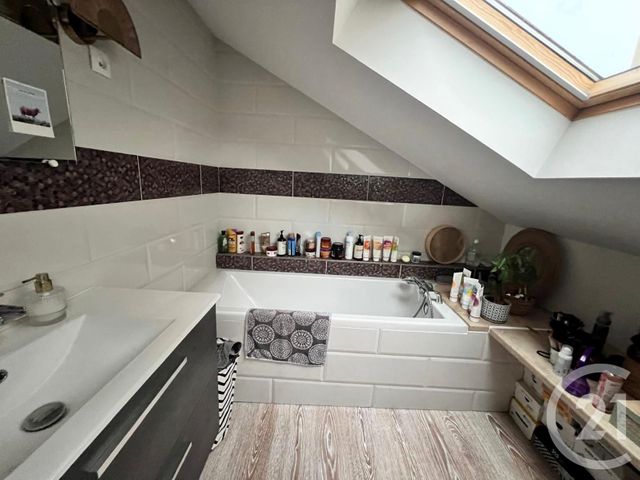 Maison à vendre - 6 pièces - 135 m2 - Le Plessis Belleville - 60 - PICARDIE