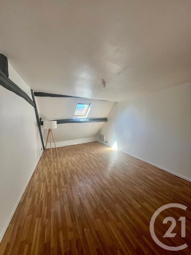 Appartement F3 &agrave; louer - 3 pi&egrave;ces - 53,10 m2 - Dammartin En Goele - 77 - ILE-DE-FRANCE