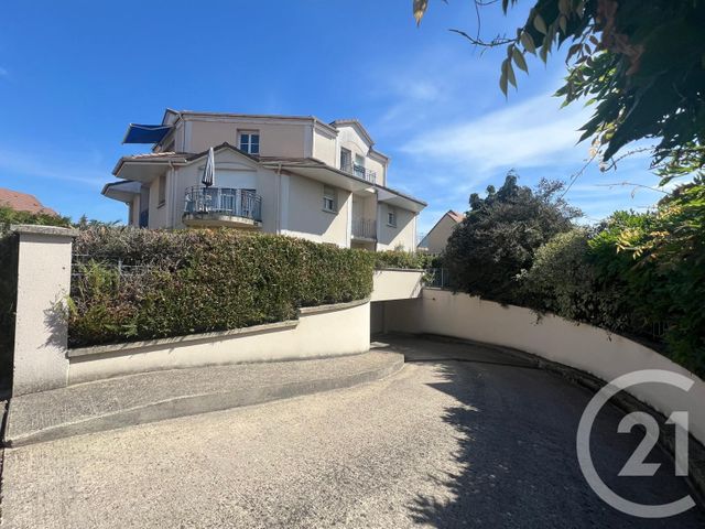 Appartement F2 à vendre - 2 pièces - 42,92 m2 - Roissy En France - 95 - ILE-DE-FRANCE