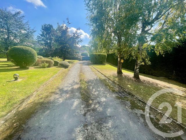 Maison à vendre - 8 pièces - 205 m2 - Dammartin En Goele - 77 - ILE-DE-FRANCE