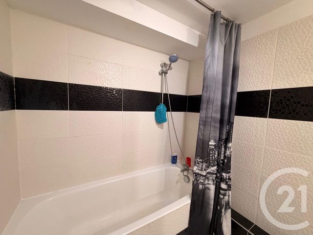 Appartement Duplex à vendre - 2 pièces - 53,03 m2 - Dammartin En Goele - 77 - ILE-DE-FRANCE