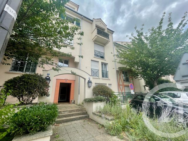 Appartement Studio à louer CLAYE SOUILLY