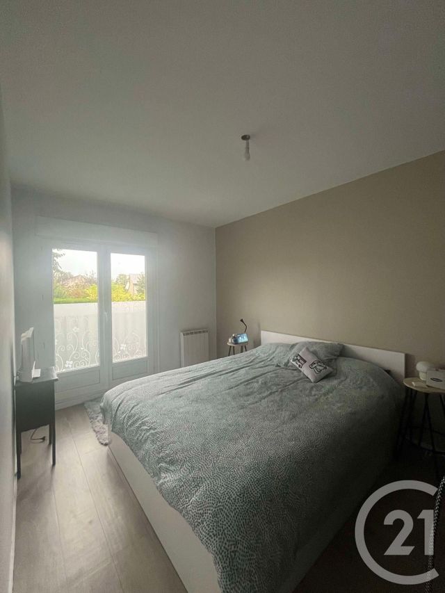 Appartement F2 à louer - 2 pièces - 32,01 m2 - Othis - 77 - ILE-DE-FRANCE