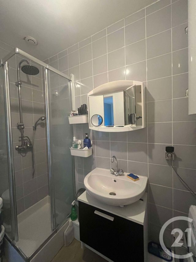 Appartement F2 à louer - 2 pièces - 32,01 m2 - Othis - 77 - ILE-DE-FRANCE