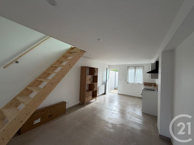 Maison &agrave; louer - 2 pi&egrave;ces - 26,90 m2 - St Pathus - 77 - ILE-DE-FRANCE