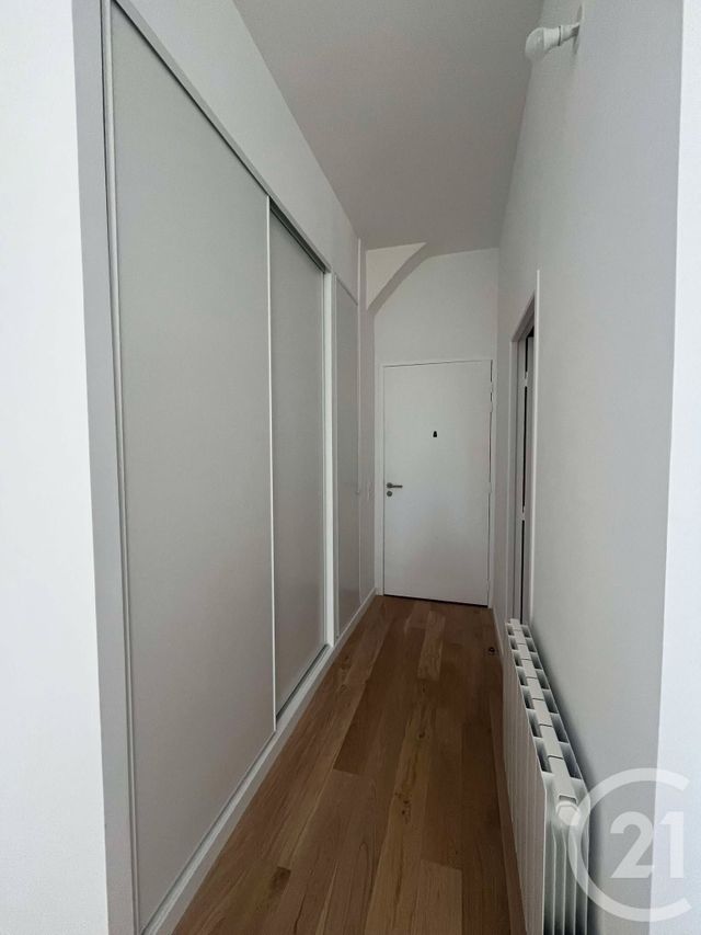 Appartement F1 &agrave; louer - 1 pi&egrave;ce - 23,70 m2 - Juilly - 77 - ILE-DE-FRANCE