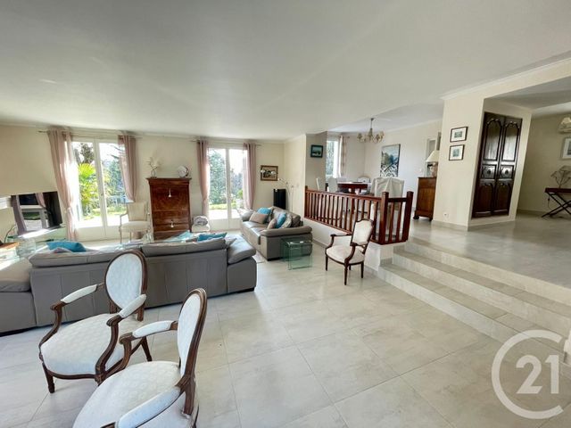 Maison &agrave; vendre - 9 pi&egrave;ces - 255 m2 - St Witz - 95 - ILE-DE-FRANCE