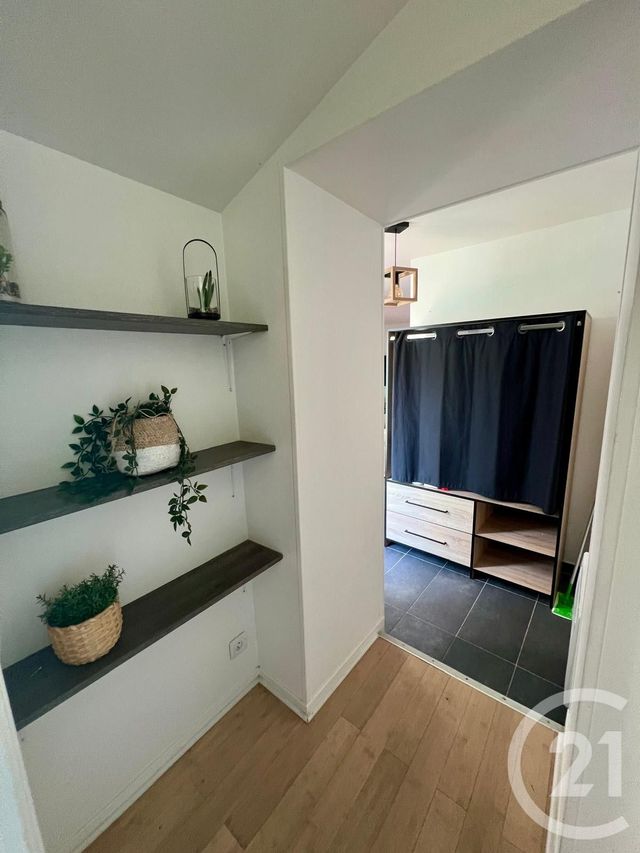 Appartement F2 &agrave; louer - 2 pi&egrave;ces - 39,71 m2 - Dammartin En Goele - 77 - ILE-DE-FRANCE