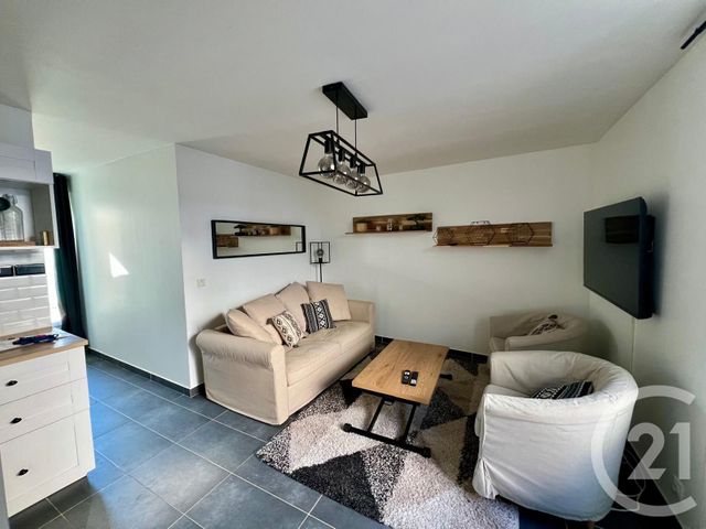 Appartement F2 &agrave; louer - 2 pi&egrave;ces - 39,71 m2 - Dammartin En Goele - 77 - ILE-DE-FRANCE