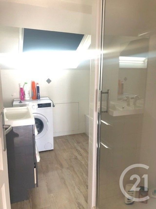 Appartement F2 &agrave; louer - 2 pi&egrave;ces - 30,38 m2 - Dammartin En Goele - 77 - ILE-DE-FRANCE