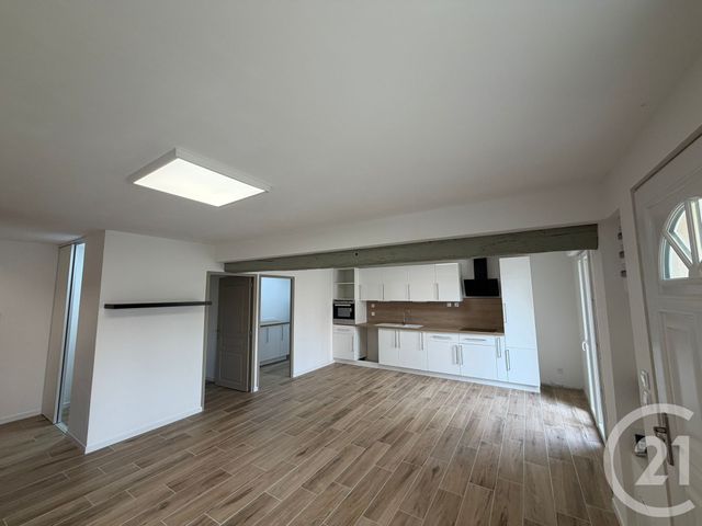 Maison &agrave; louer - 5 pi&egrave;ces - 92,55 m2 - Charny - 77 - ILE-DE-FRANCE