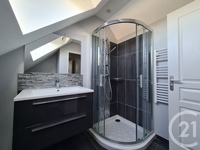 Appartement Duplex &agrave; louer - 4 pi&egrave;ces - 65,65 m2 - Messy - 77 - ILE-DE-FRANCE