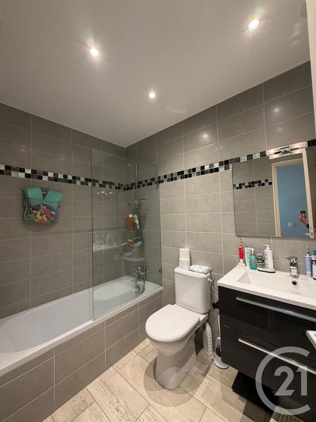 Appartement Duplex &agrave; louer - 4 pi&egrave;ces - 65,65 m2 - Messy - 77 - ILE-DE-FRANCE