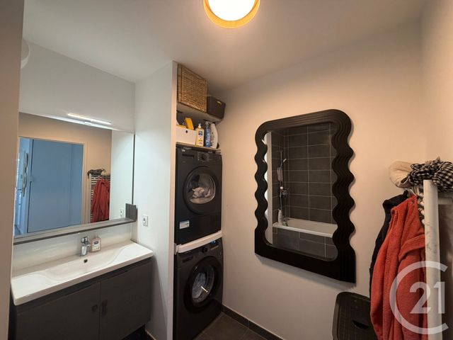 Appartement F3 &agrave; louer - 3 pi&egrave;ces - 65 m2 - Othis - 77 - ILE-DE-FRANCE