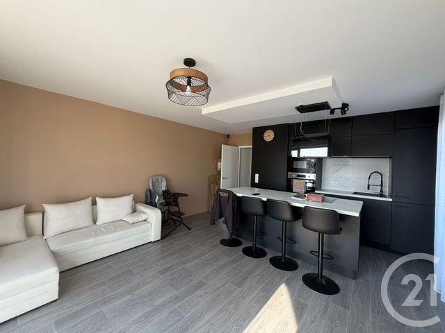 Appartement F3 &agrave; louer - 3 pi&egrave;ces - 65 m2 - Othis - 77 - ILE-DE-FRANCE