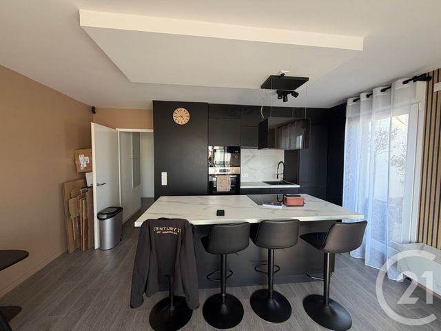 Appartement F3 &agrave; louer - 3 pi&egrave;ces - 65 m2 - Othis - 77 - ILE-DE-FRANCE