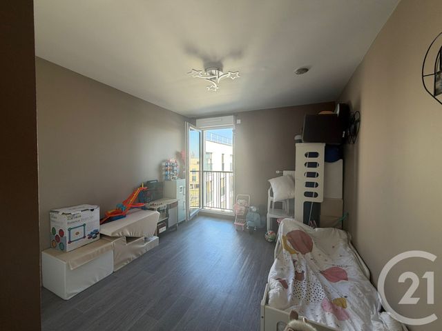 Appartement F3 &agrave; louer - 3 pi&egrave;ces - 65 m2 - Othis - 77 - ILE-DE-FRANCE