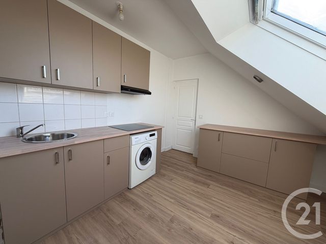 Appartement F3 &agrave; louer - 3 pi&egrave;ces - 35,50 m2 - Le Plessis Belleville - 60 - PICARDIE