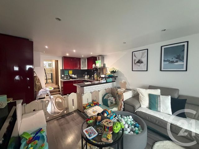 Maison &agrave; louer - 4 pi&egrave;ces - 54,44 m2 - St Mard - 77 - ILE-DE-FRANCE