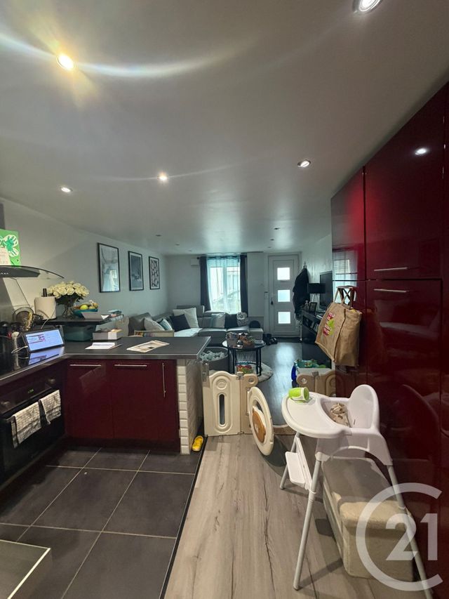 Maison &agrave; louer - 4 pi&egrave;ces - 54,44 m2 - St Mard - 77 - ILE-DE-FRANCE