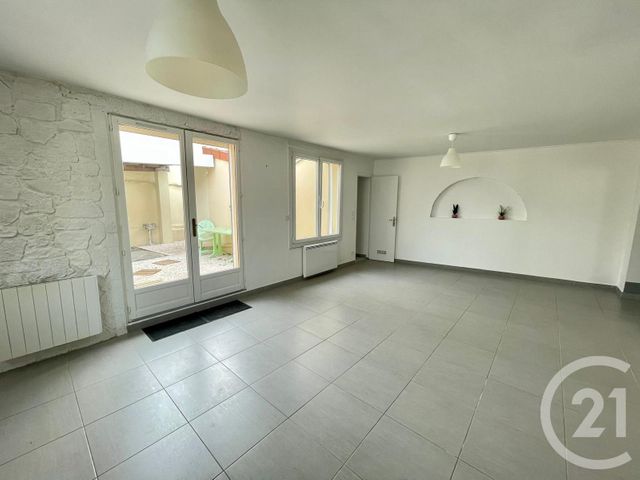 Maison &agrave; vendre - 3 pi&egrave;ces - 65 m2 - Le Plessis Belleville - 60 - PICARDIE