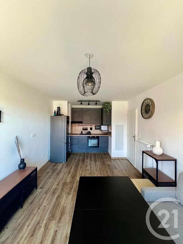 Appartement F2 &agrave; louer - 2 pi&egrave;ces - 38,67 m2 - Le Plessis Belleville - 60 - PICARDIE