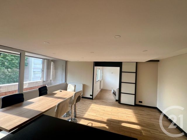 Appartement F4 &agrave; louer - 4 pi&egrave;ces - 81,80 m2 - Meaux - 77 - ILE-DE-FRANCE