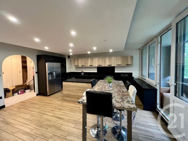 Appartement F4 &agrave; louer - 4 pi&egrave;ces - 81,80 m2 - Meaux - 77 - ILE-DE-FRANCE