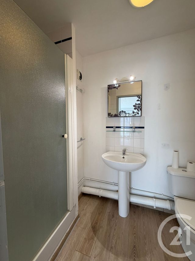 Appartement Studio &agrave; louer - 1 pi&egrave;ce - 28,60 m2 - Moussy Le Vieux - 77 - ILE-DE-FRANCE