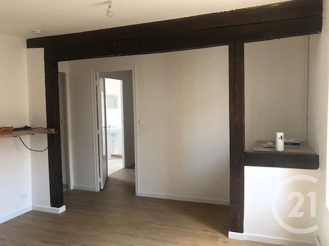 Appartement F2 &agrave; louer - 2 pi&egrave;ces - 31,14 m2 - Juilly - 77 - ILE-DE-FRANCE