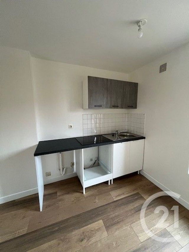 Appartement F2 &agrave; louer - 2 pi&egrave;ces - 30,03 m2 - Juilly - 77 - ILE-DE-FRANCE