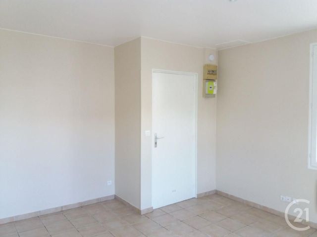 Appartement Studio &agrave; louer - 1 pi&egrave;ce - 19,17 m2 - St Soupplets - 77 - ILE-DE-FRANCE