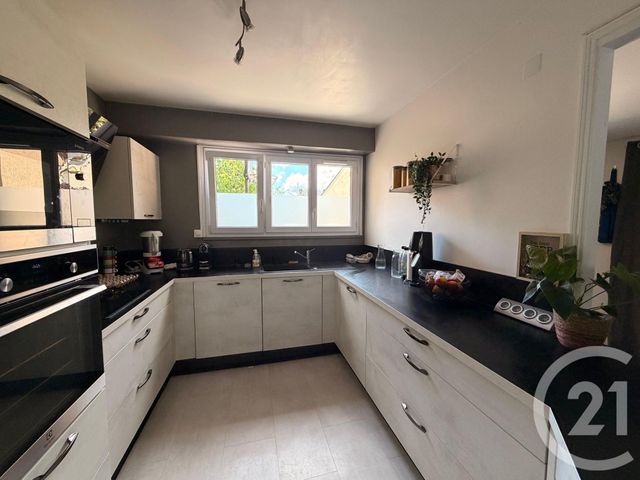Maison &agrave; vendre - 6 pi&egrave;ces - 120 m2 - Le Plessis Belleville - 60 - PICARDIE