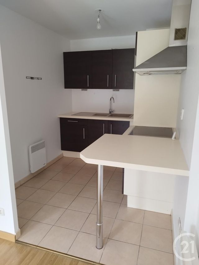 Appartement F2 &agrave; louer - 2 pi&egrave;ces - 47,37 m2 - Verberie - 60 - PICARDIE