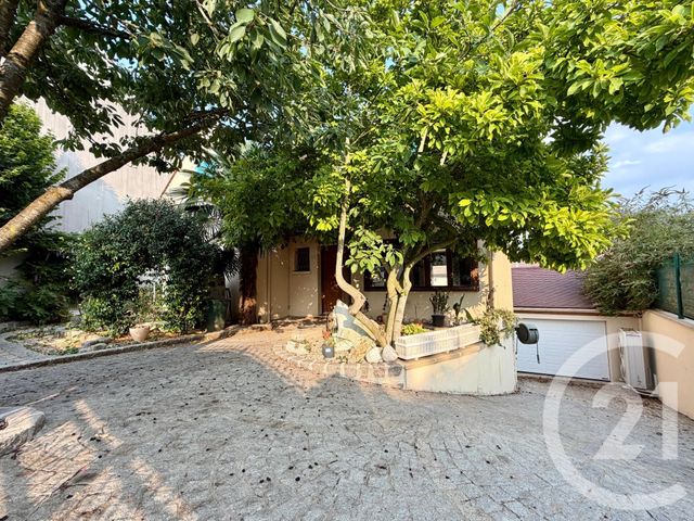 Maison &agrave; vendre - 7 pi&egrave;ces - 173 m2 - St Mard - 77 - ILE-DE-FRANCE