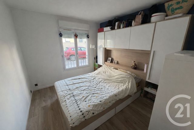 Appartement F2 &agrave; louer - 2 pi&egrave;ces - 42,80 m2 - Dammartin En Goele - 77 - ILE-DE-FRANCE