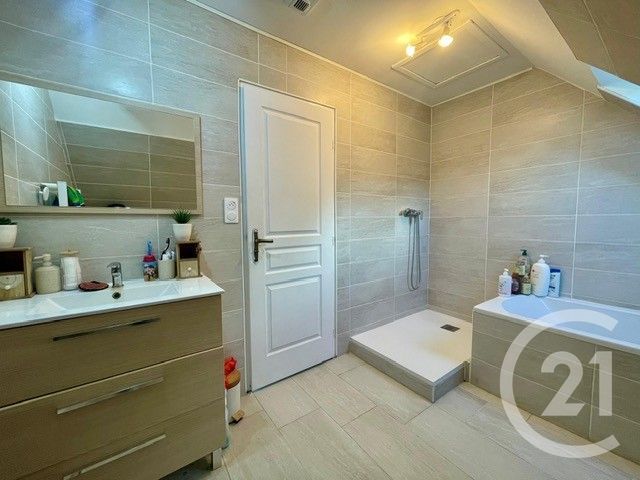 Maison &agrave; vendre - 6 pi&egrave;ces - 110 m2 - Le Plessis Belleville - 60 - PICARDIE