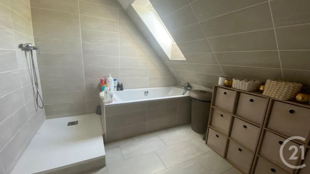 Maison &agrave; vendre - 6 pi&egrave;ces - 110 m2 - Le Plessis Belleville - 60 - PICARDIE
