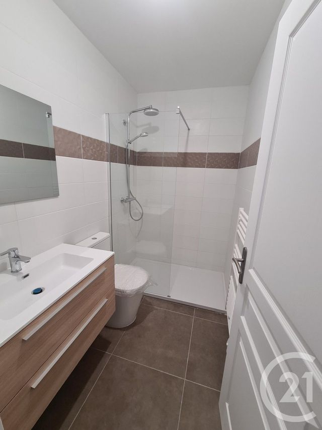 Appartement F2 &agrave; louer - 2 pi&egrave;ces - 39,99 m2 - Claye Souilly - 77 - ILE-DE-FRANCE