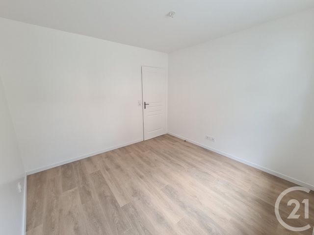 Appartement F2 &agrave; louer - 2 pi&egrave;ces - 39,99 m2 - Claye Souilly - 77 - ILE-DE-FRANCE