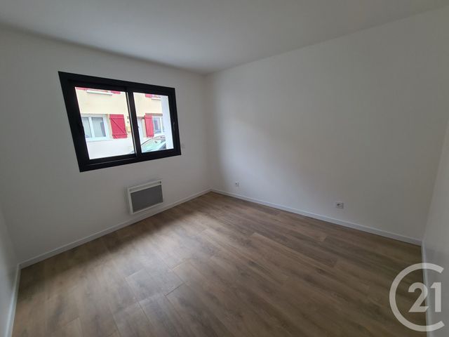 Appartement F2 &agrave; louer - 2 pi&egrave;ces - 39,99 m2 - Claye Souilly - 77 - ILE-DE-FRANCE