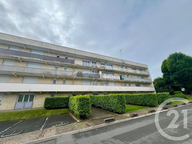 Appartement Studio &agrave; louer - 1 pi&egrave;ce - 28,45 m2 - Le Plessis Belleville - 60 - PICARDIE