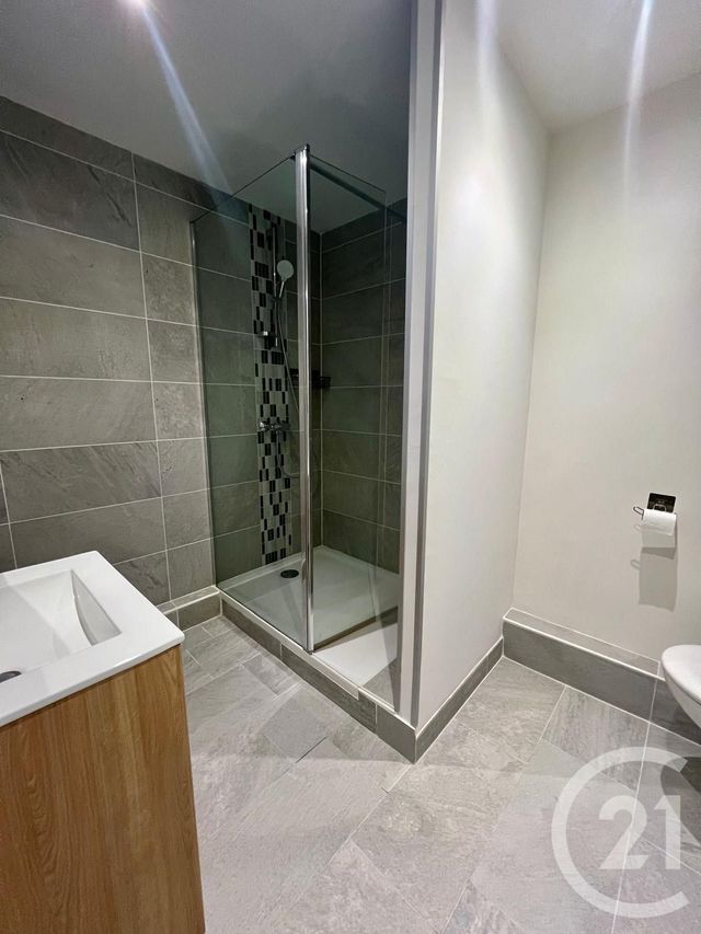 Appartement Studio &agrave; louer - 1 pi&egrave;ce - 28,45 m2 - Le Plessis Belleville - 60 - PICARDIE