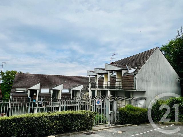 Appartement Studio &agrave; louer - 1 pi&egrave;ce - 16,95 m2 - Cregy Les Meaux - 77 - ILE-DE-FRANCE