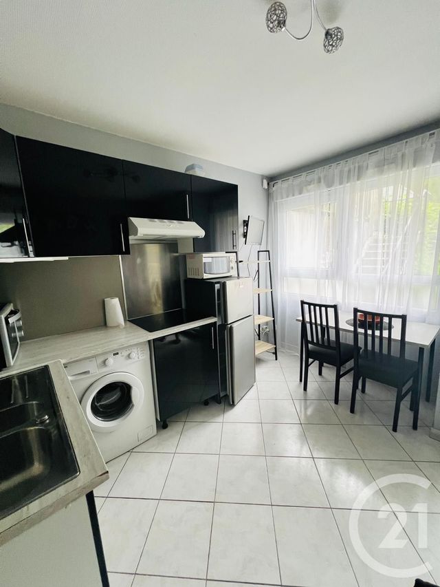 Appartement Studio &agrave; louer - 1 pi&egrave;ce - 16,95 m2 - Cregy Les Meaux - 77 - ILE-DE-FRANCE