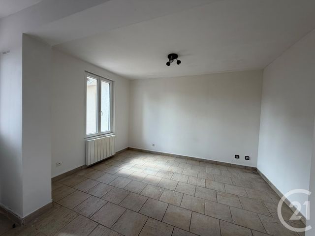 Maison &agrave; louer - 3 pi&egrave;ces - 47,83 m2 - Nantouillet - 77 - ILE-DE-FRANCE