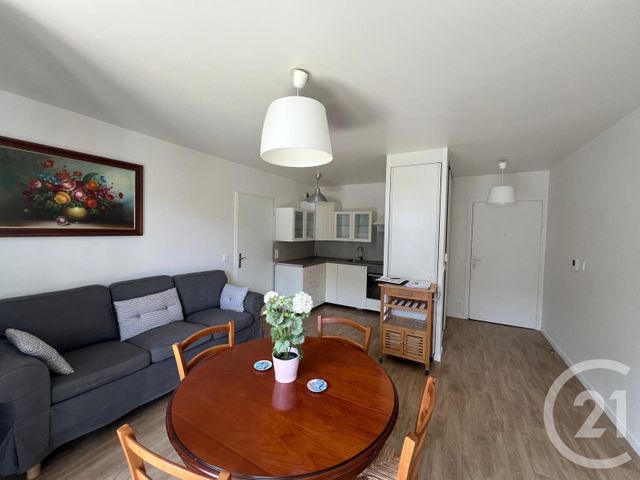 Appartement F2 &agrave; louer - 2 pi&egrave;ces - 40,30 m2 - Dammartin En Goele - 77 - ILE-DE-FRANCE
