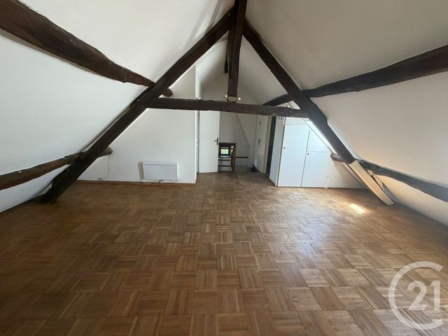 Appartement Studio &agrave; louer - 1 pi&egrave;ce - 33,70 m2 - Dammartin En Goele - 77 - ILE-DE-FRANCE