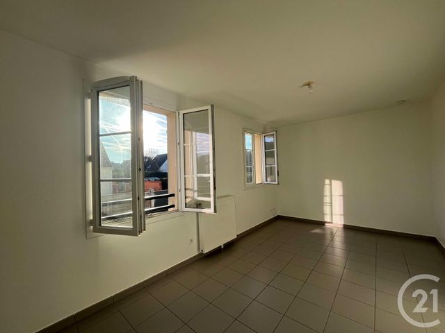 Appartement F1 &agrave; louer - 1 pi&egrave;ce - 29,37 m2 - Nanteuil Le Haudouin - 60 - PICARDIE
